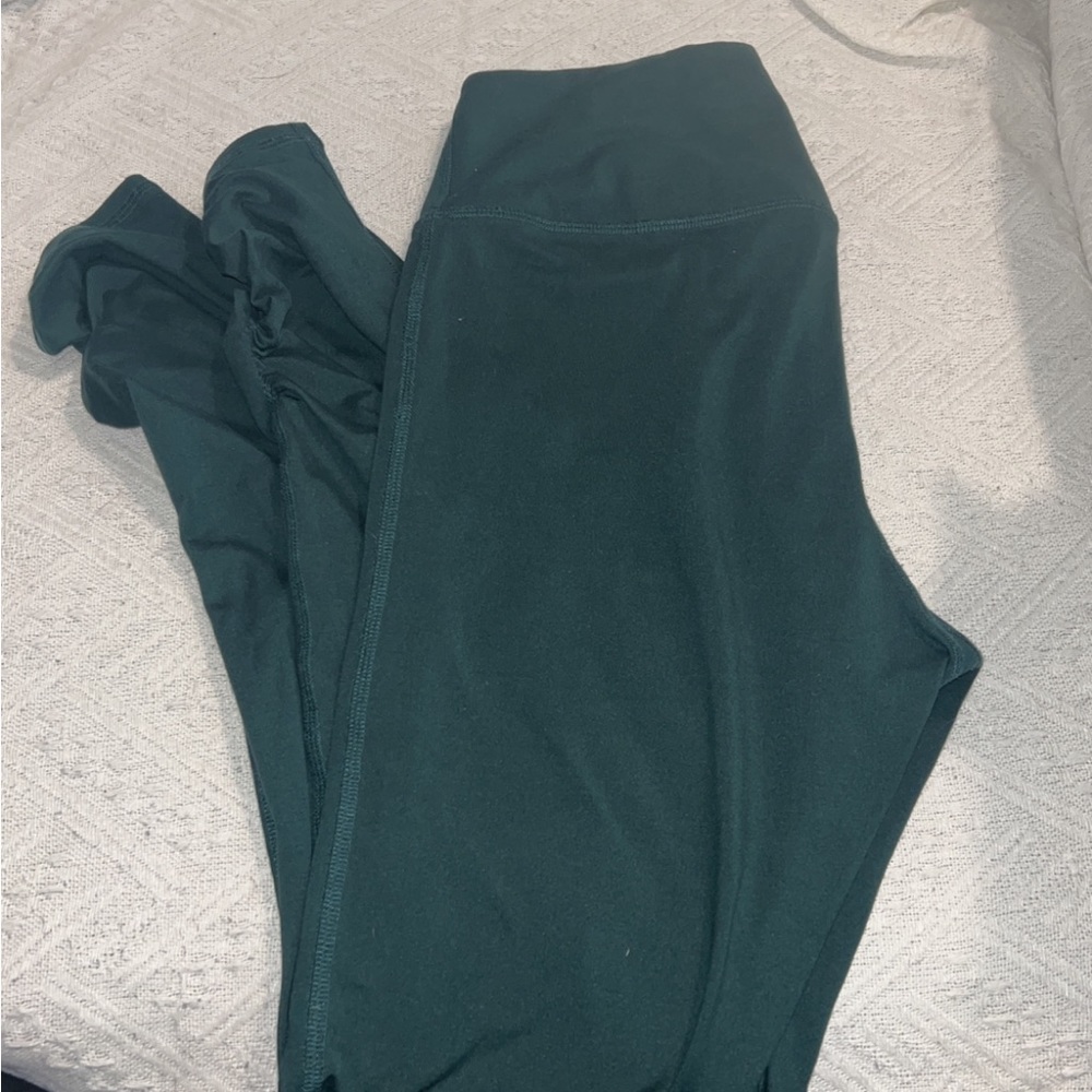 Gilly Hicks hollister workout set sports bra and leggings